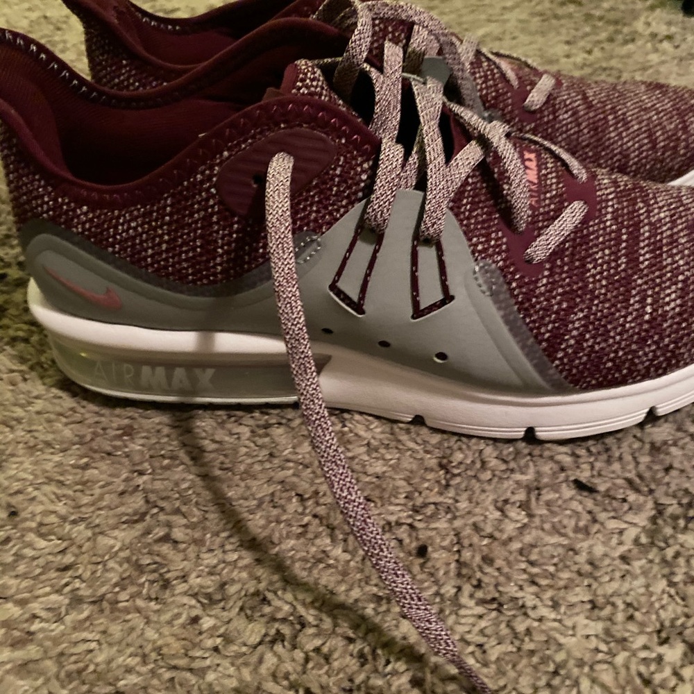 Woman shoes